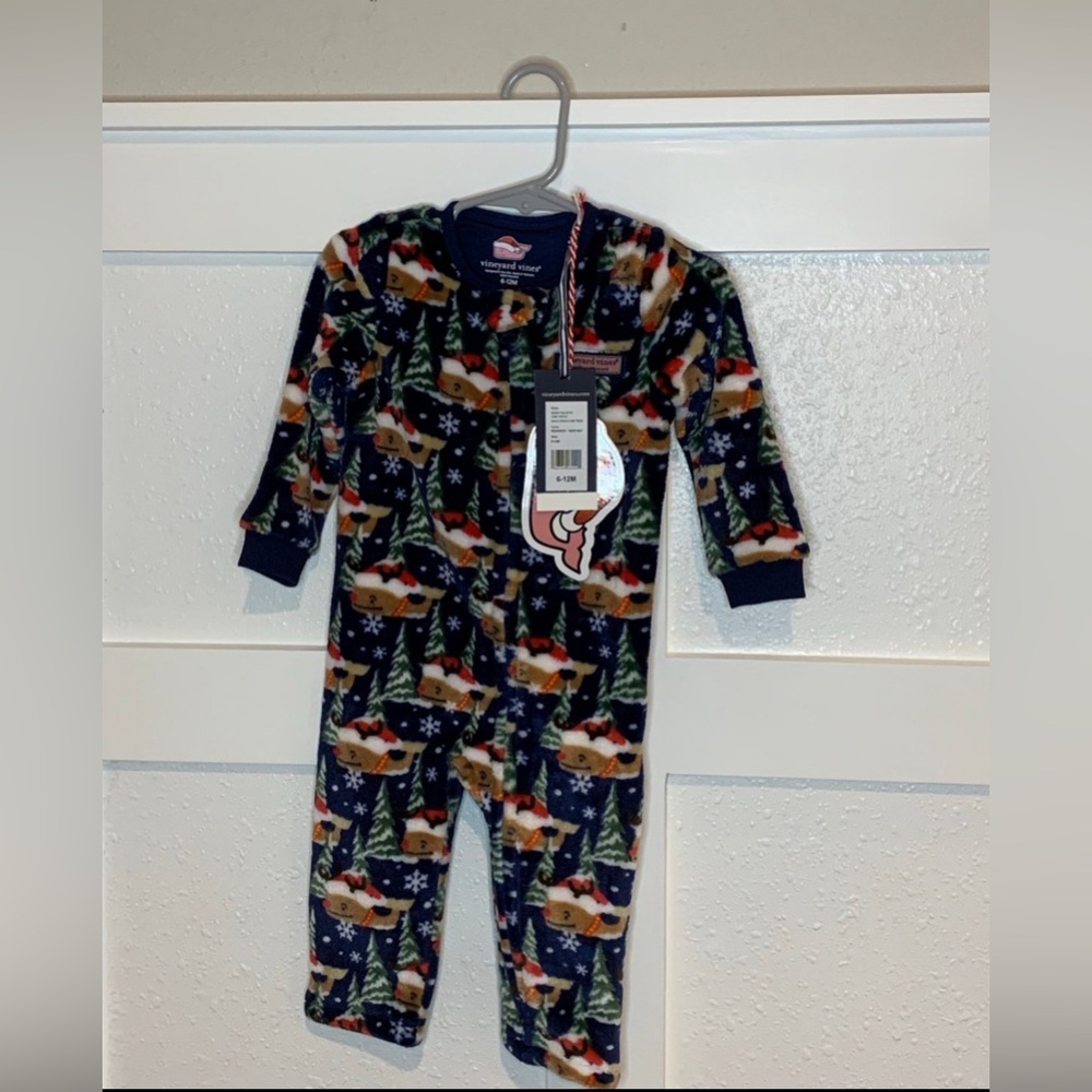 Vineyard Vines Christmas Onesie NWT